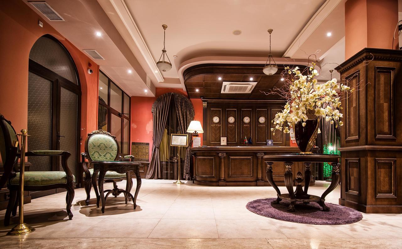 Hotel Chinar Chisaria Zewnętrze zdjęcie