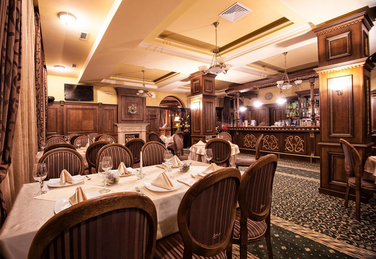 Hotel Chinar Chisaria Zewnętrze zdjęcie