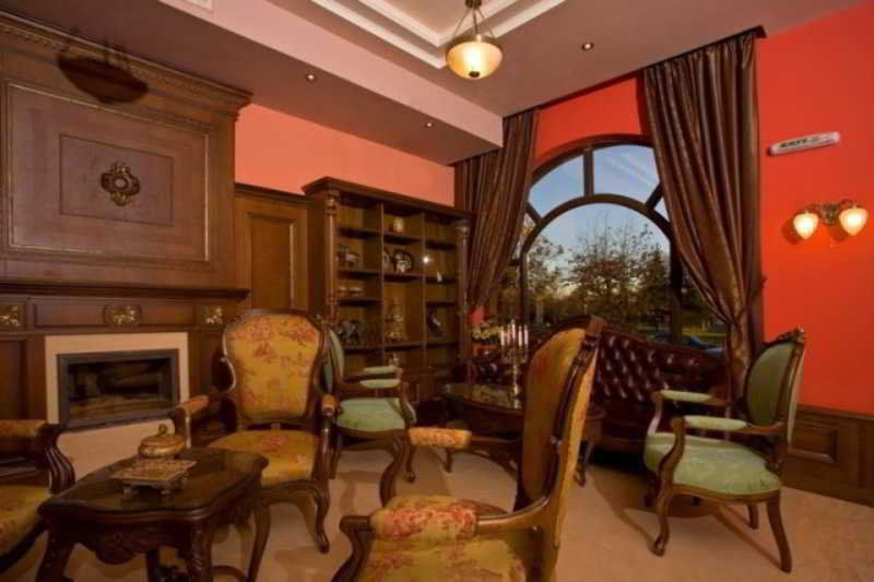 Hotel Chinar Chisaria Zewnętrze zdjęcie