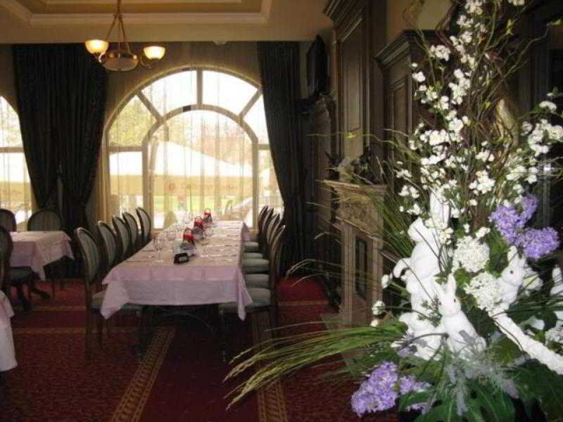 Hotel Chinar Chisaria Zewnętrze zdjęcie